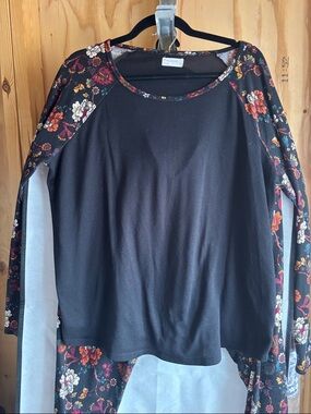 Maurices Black Raglan Long-Sleeve Sleep Top with Floral  and matching  pants